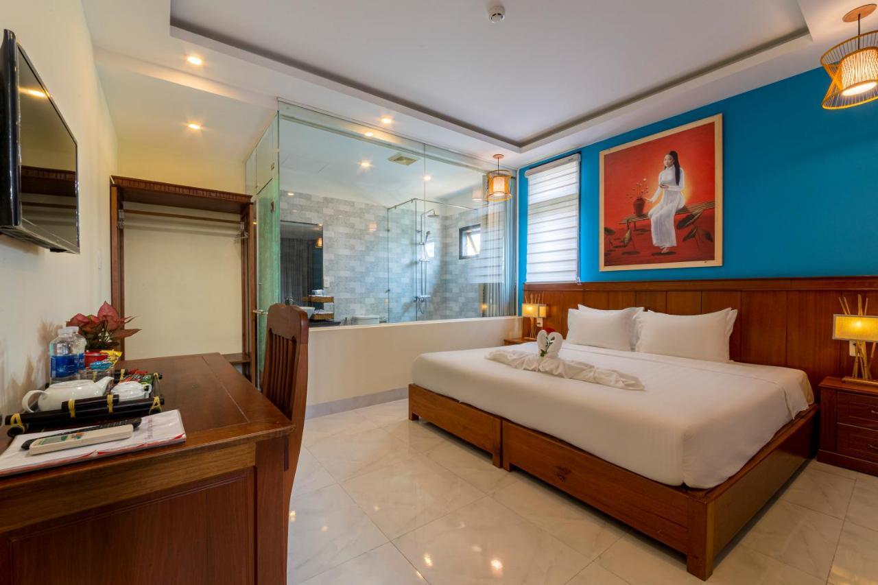 Deluxe Double or Twin Room City View
