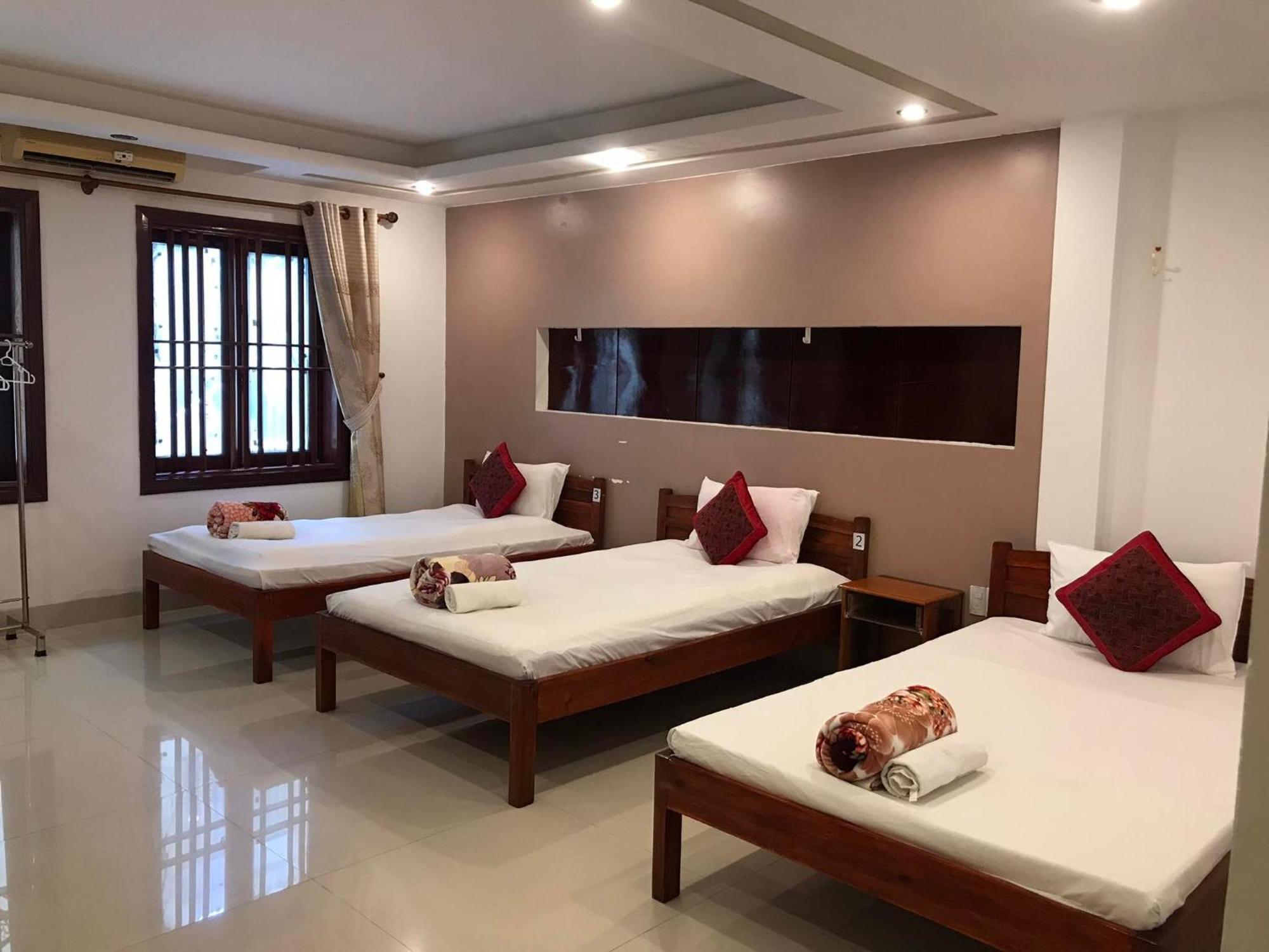 Bed 4-Bed Dormitory Room